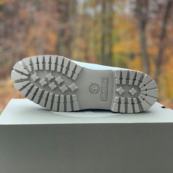 Timberland Men's Premium 6" Light Blue Boots - Picture 3 of 5